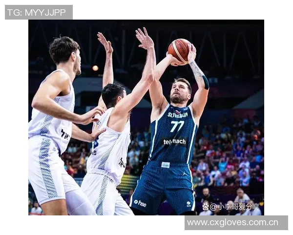 东契奇场均413分领跑得分榜超越字母哥71分展现统治力 东契奇场均413分领跑得分榜超越字母哥71分展现统治力