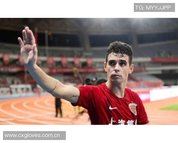 前海港外援奥斯卡晒训练照后因病决定退役引发关注