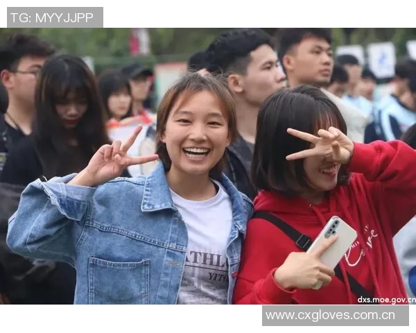 曲刚寄语职业球员坚持信念面临降级压力希望不放弃努力拼搏 曲刚寄语职业球员坚持信念面临降级压力希望不放弃努力拼搏