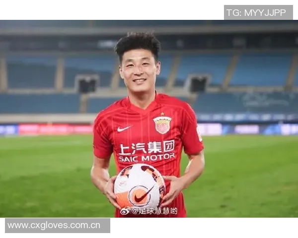 武磊谈三连冠挑战希望尽快重返赛场为球队贡献力量