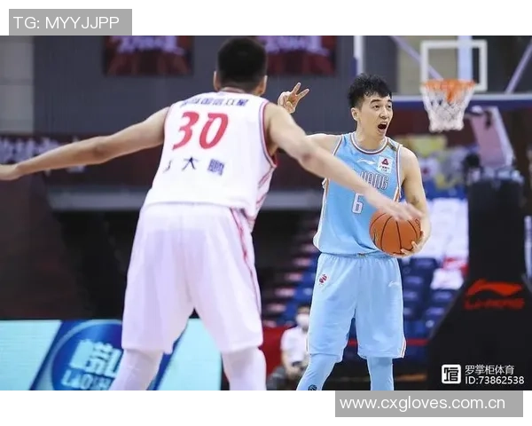 贺一然谈比赛经验：频繁比赛助力球员快速成长与进步