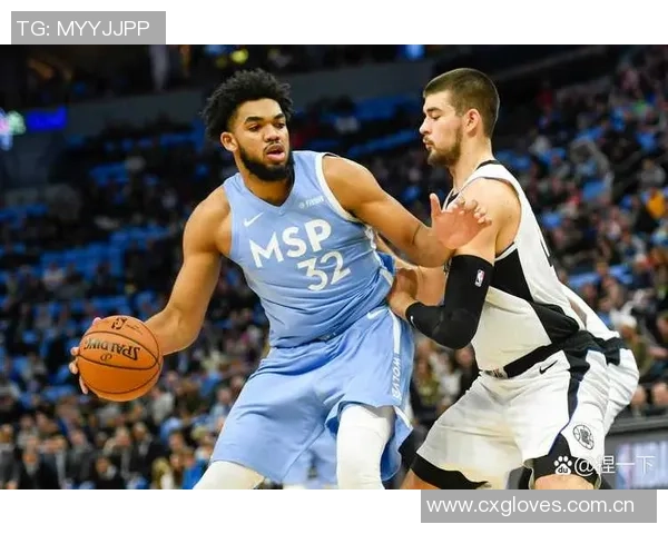 唐斯盛赞爱德华兹未来潜力称联盟和球队都将受益