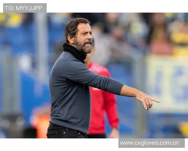 赫内斯质疑巴萨巨额债务为何未降级其他国家早已处理此类问题